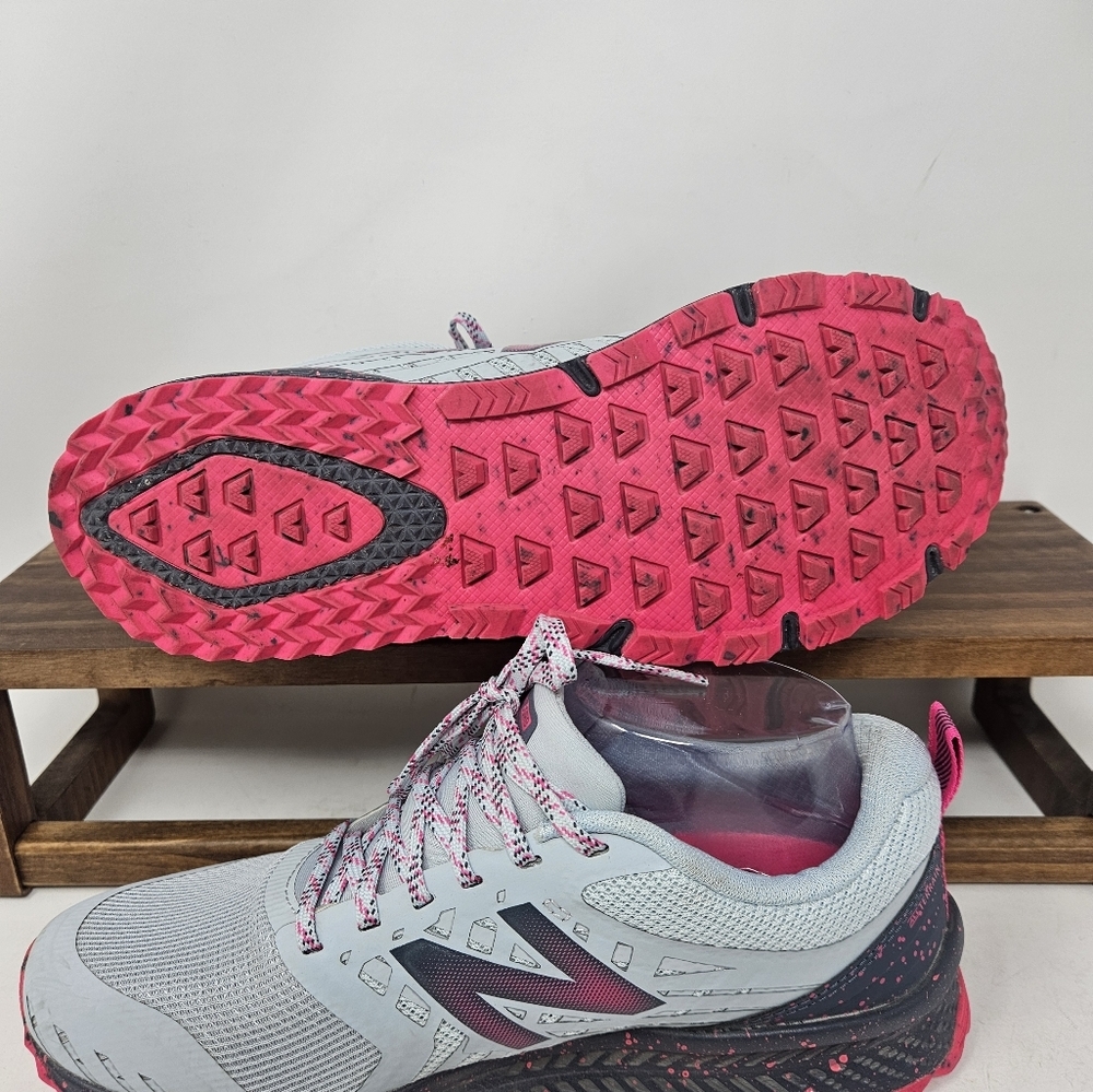 Size 7 - New Balance women's Respone 2.0 Nitrel Gray - Picture 3 of 8